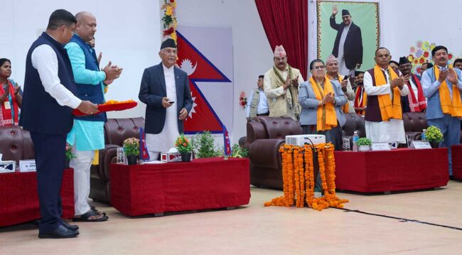 प्रधानमन्त्रीद्वारा मधेश प्रदेशमा ६४ सडकको एकसाथ शिलान्यास